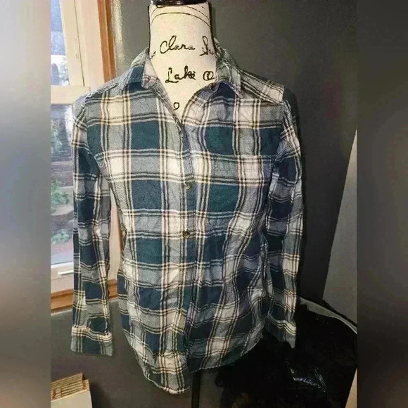 SO Womans Long Sleeve Top Size xs - Picture 1 of 10